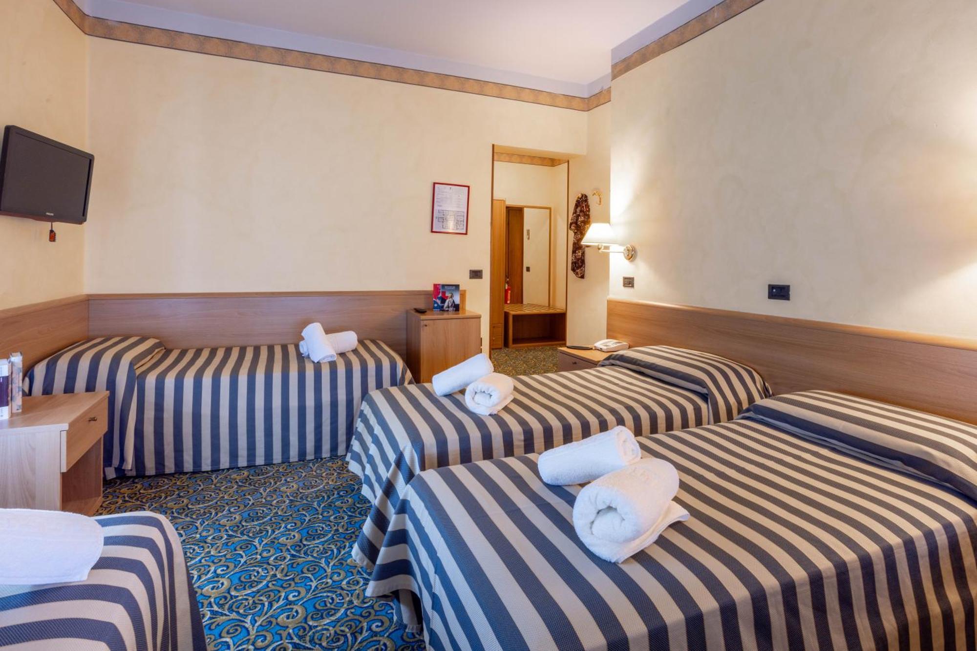 Hotel Giardinetto Десенцано дел Гарда Екстериор снимка